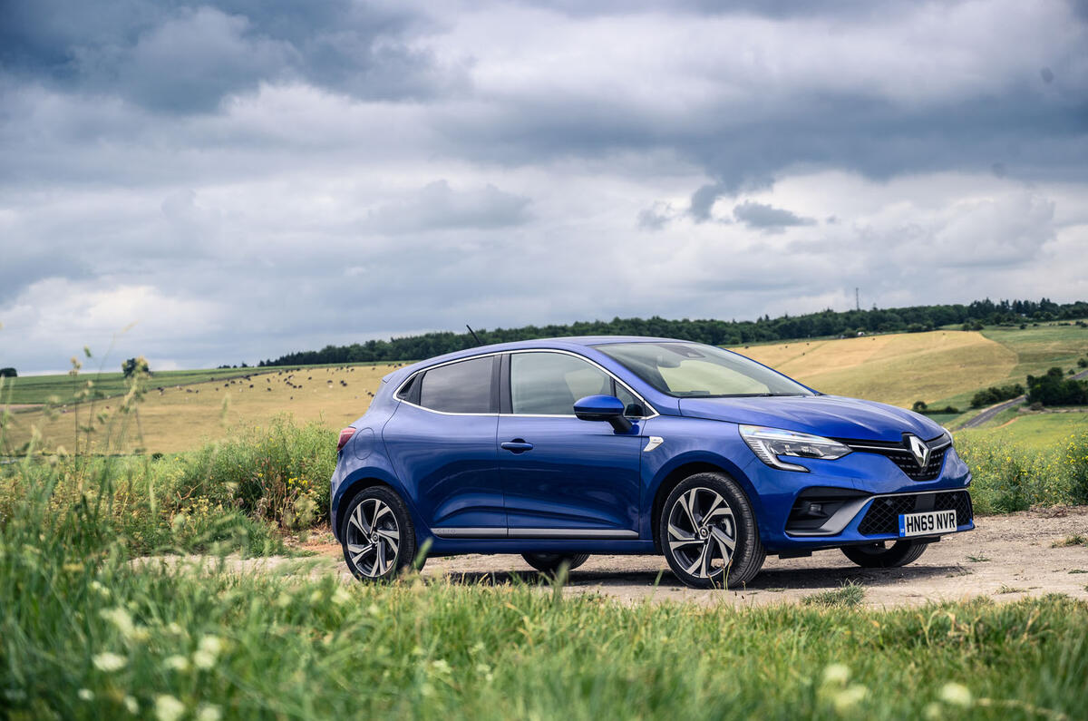 2020 Renault Clio TCe 130 R.S Line - static  2020 Renault Clio TCe 130 R.S Line - static