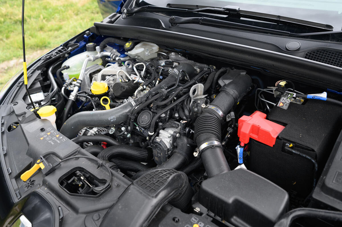 2020 Renault Clio TCe 130 R.S Line - engine 2020 Renault Clio TCe 130 R.S Line - engine