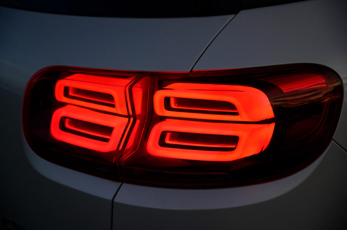 8 Citroen C5 Aircross Hybrid 2021 Long term review rear lights
