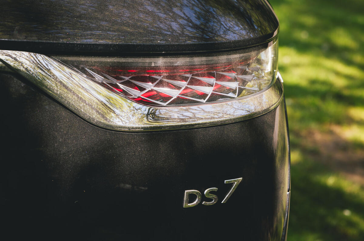DS 7 Crossback 2019 long-term review - rear lights