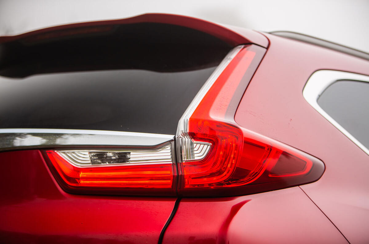 Honda CR-V hybrid 2019 long-term review - rear lights