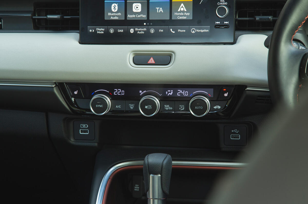 8 Honda HR V 2022 LT review climate controls 8 Honda HR V 2022 LT review climate controls