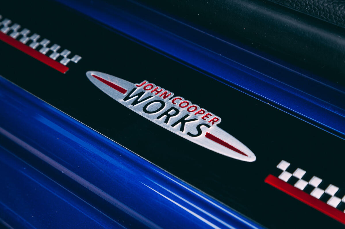 Mini 5-door Cooper S 2019 long-term review - scuff plates