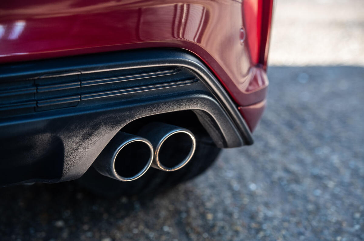 Ford Focus 2019 long-term review - exhaust