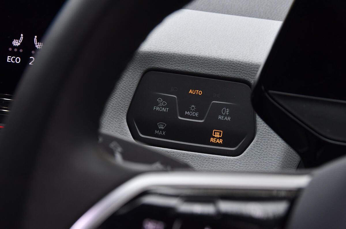 9 Volkswagen ID 3 2021 long term review light controls 9 Volkswagen ID 3 2021 long term review light controls