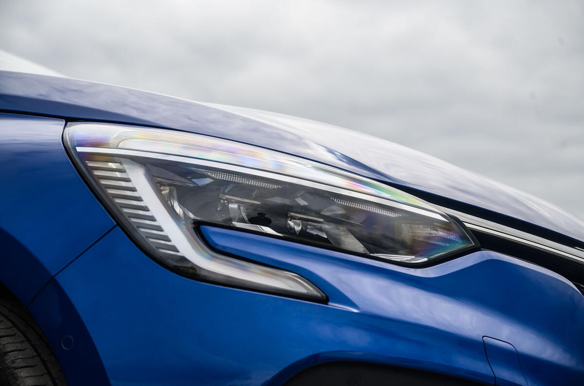 2020 Renault Clio TCe 130 R.S Line - light 2020 Renault Clio TCe 130 R.S Line - light