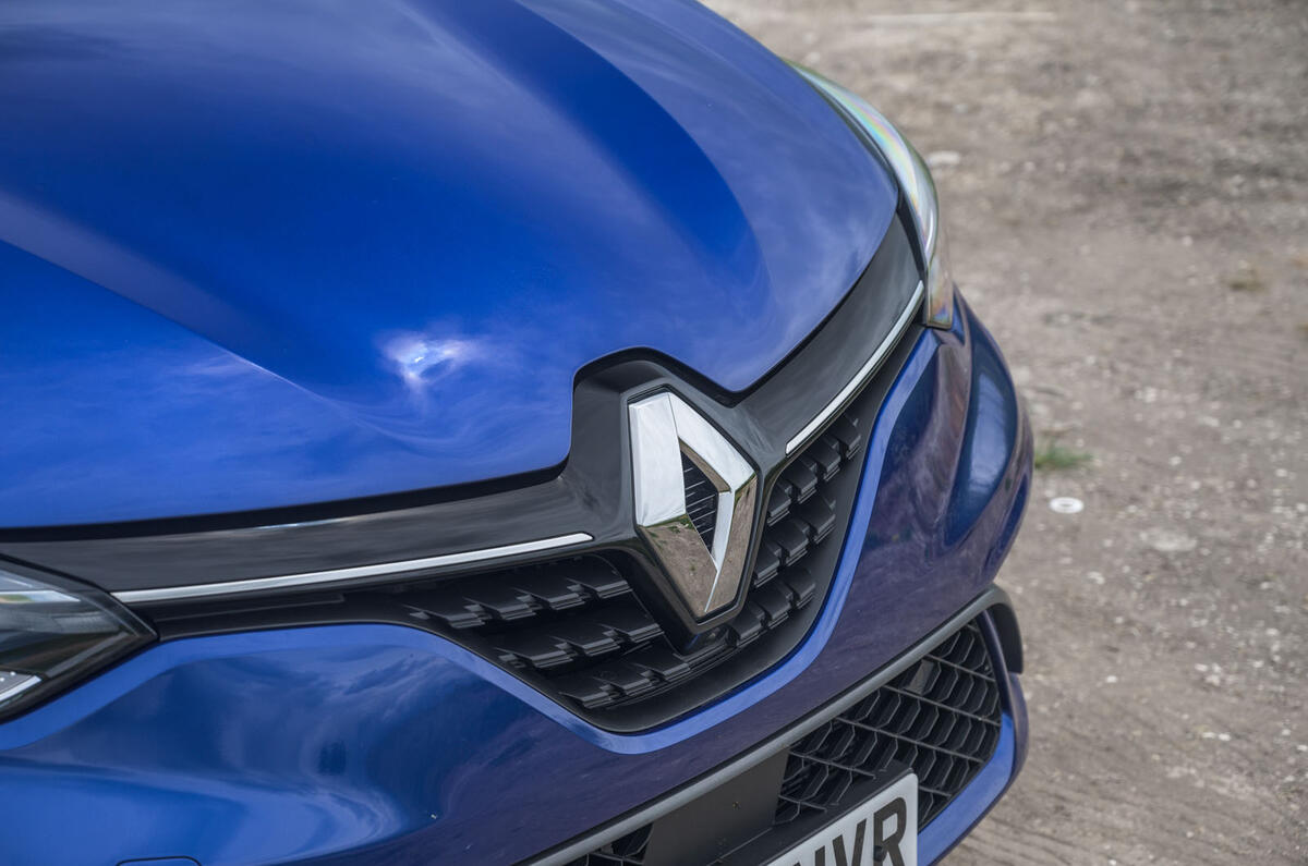 2020 Renault Clio TCe 130 R.S Line - badge 2020 Renault Clio TCe 130 R.S Line - badge