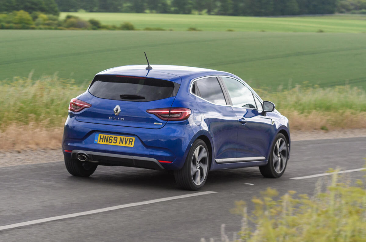 2020 Renault Clio TCe 130 R.S Line - rear 2020 Renault Clio TCe 130 R.S Line - rear