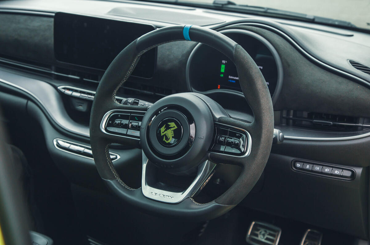 abarth 500e steering wheel abarth 500e steering wheel