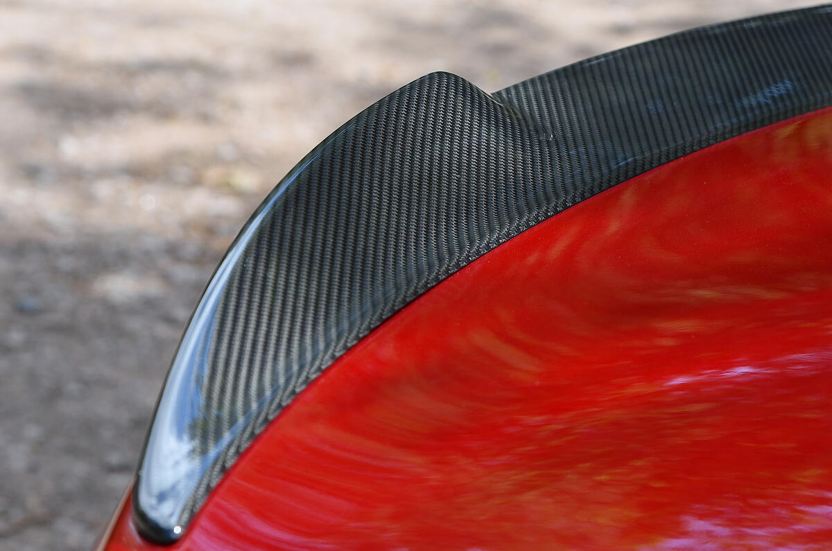 Alfa Romeo Giulia spoiler Alfa Romeo Giulia spoiler