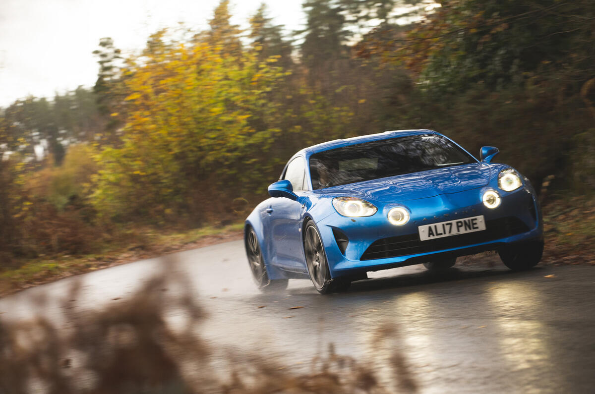 Alpine A110 dynamic wet roads front 2 Alpine A110 dynamic wet roads front 2