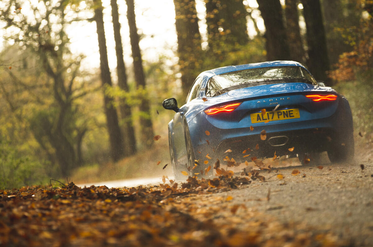 Alpine A110 dynamic wet roads lead 2 Alpine A110 dynamic wet roads lead 2