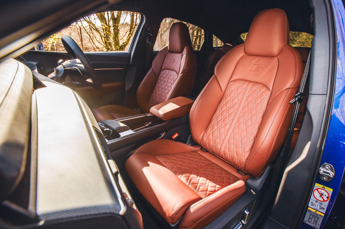 Audi SQ8 E tron front seats Audi SQ8 E tron front seats