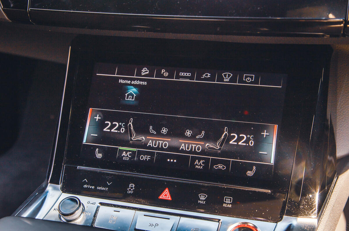 Audi SQ8 E tron touchscreen Audi SQ8 E tron touchscreen