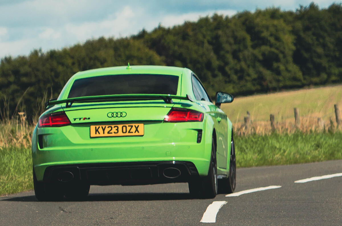 Audi TT RS rear lead Audi TT RS rear lead