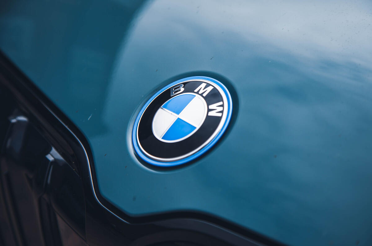 BMW iX1 BMW badge BMW iX1 BMW badge