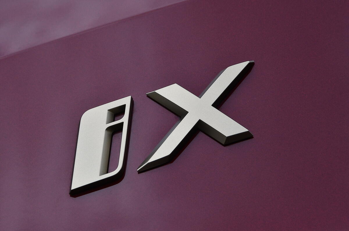 BMW iX badge BMW iX badge