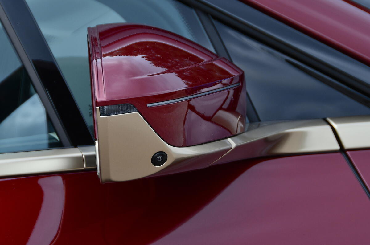 BMW iX mirror BMW iX mirror