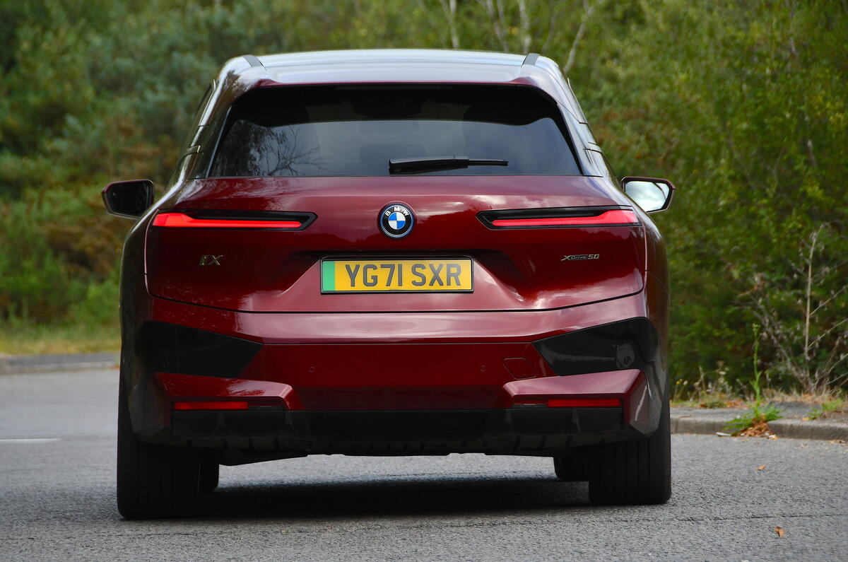 BMW iX rear BMW iX rear