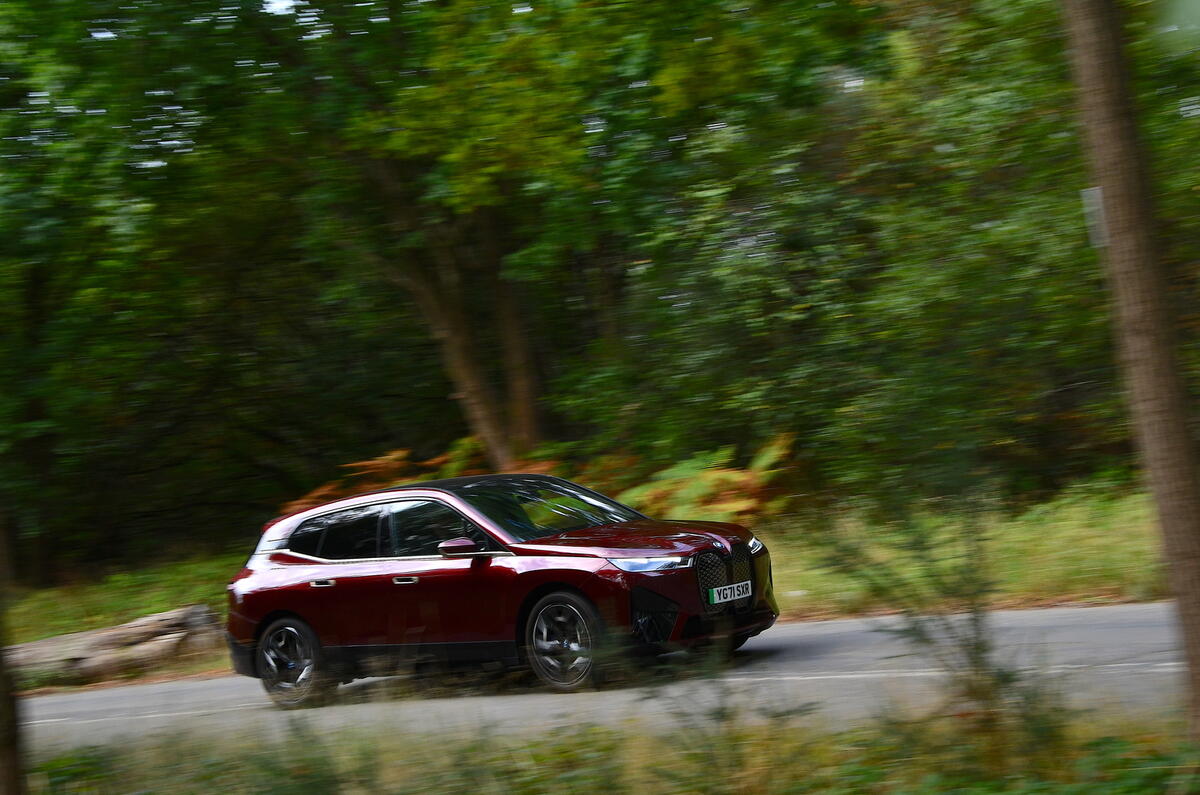 BMW iX side BMW iX side