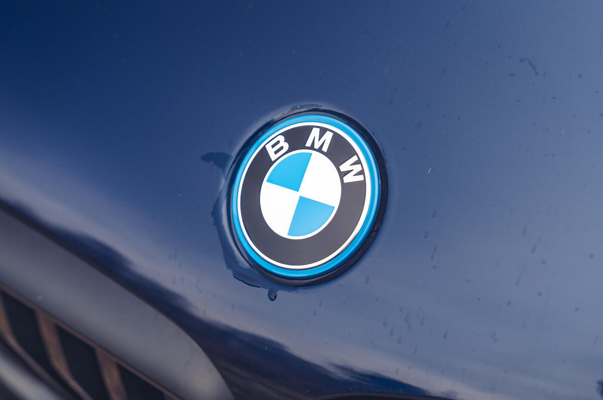 BMW logo BMW logo