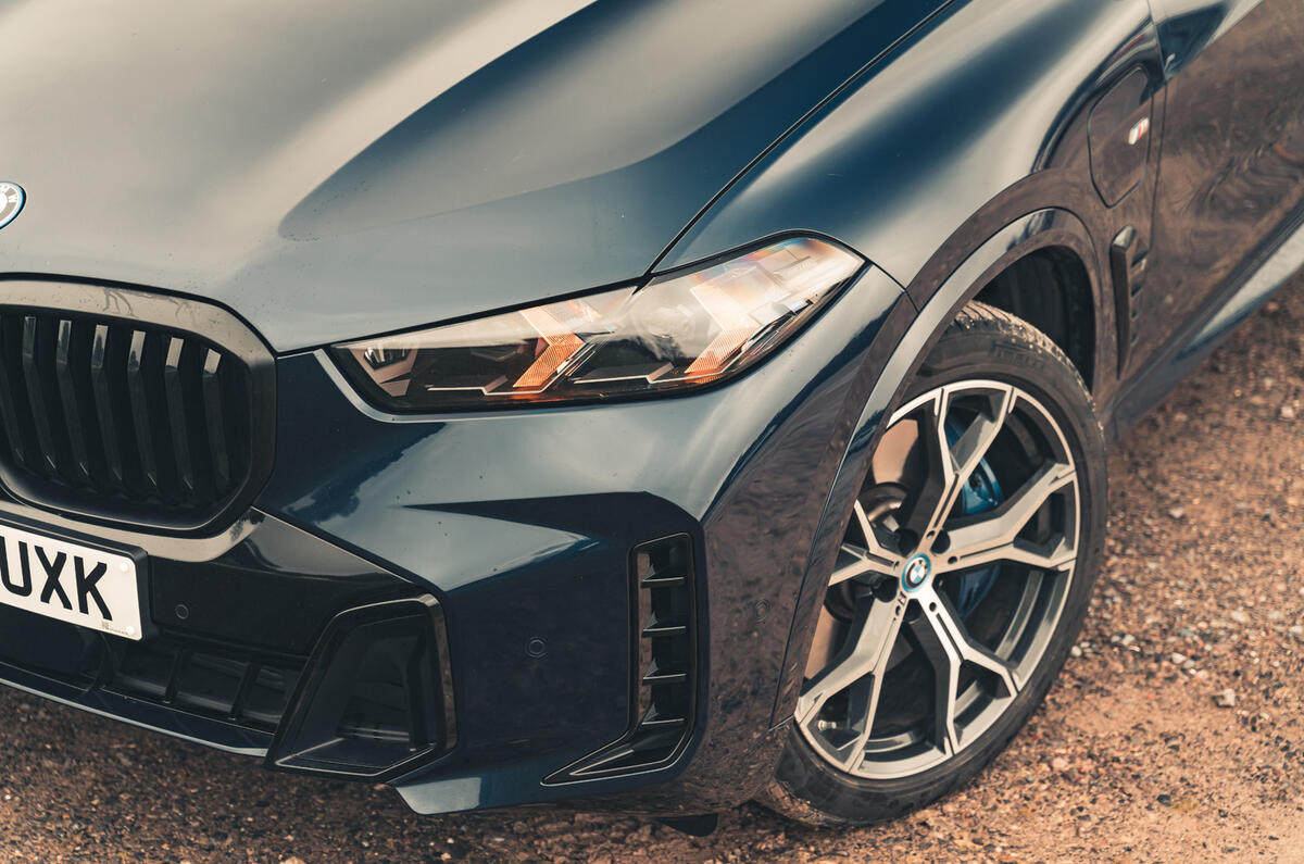 BMW X5 front wing BMW X5 front wing