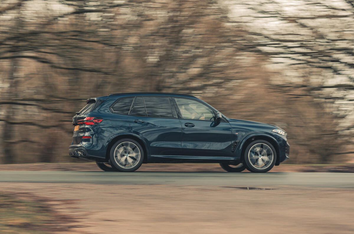 BMW X5 side dynamic BMW X5 side dynamic