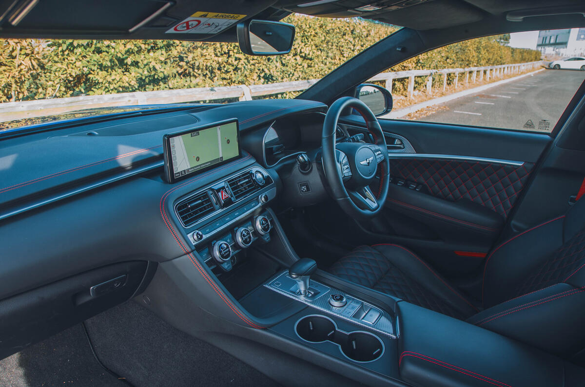 Genesis G70 interior Genesis G70 interior