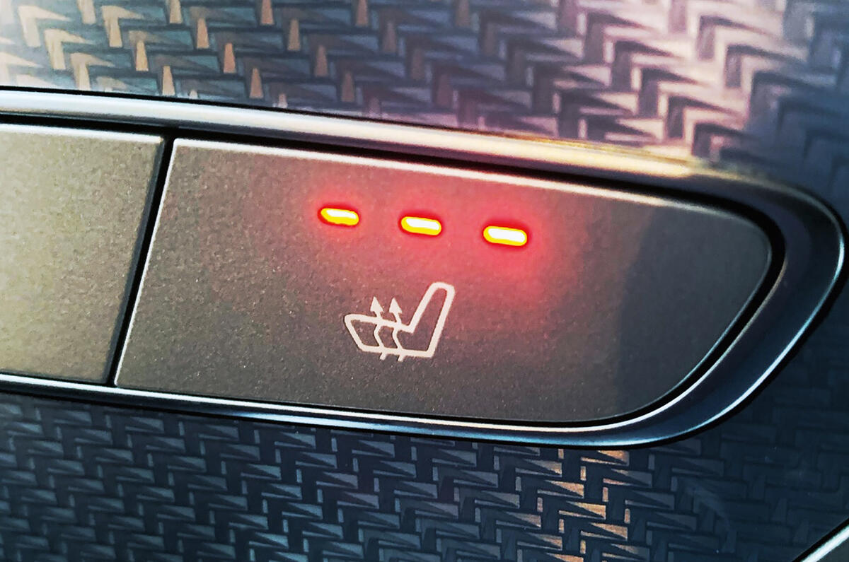Mercedes E300de 2019 long-term review - heated seats button