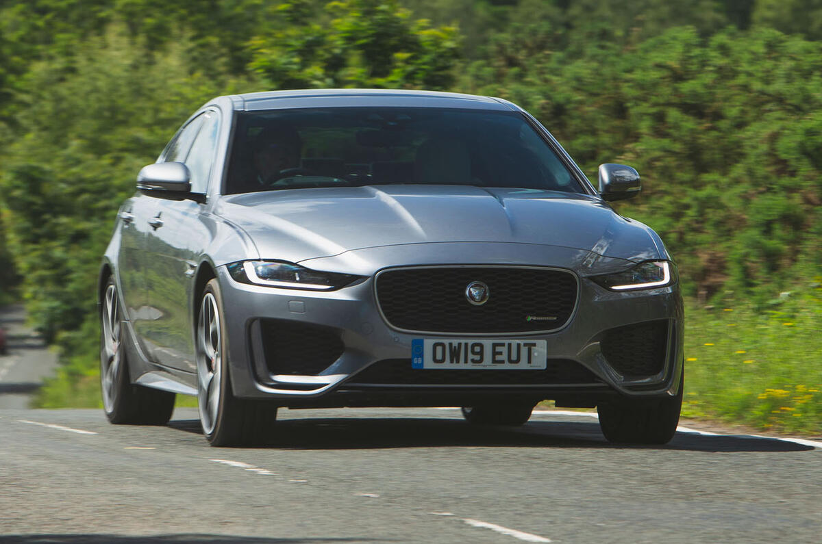 Jaguar XE 2020 facelift - front