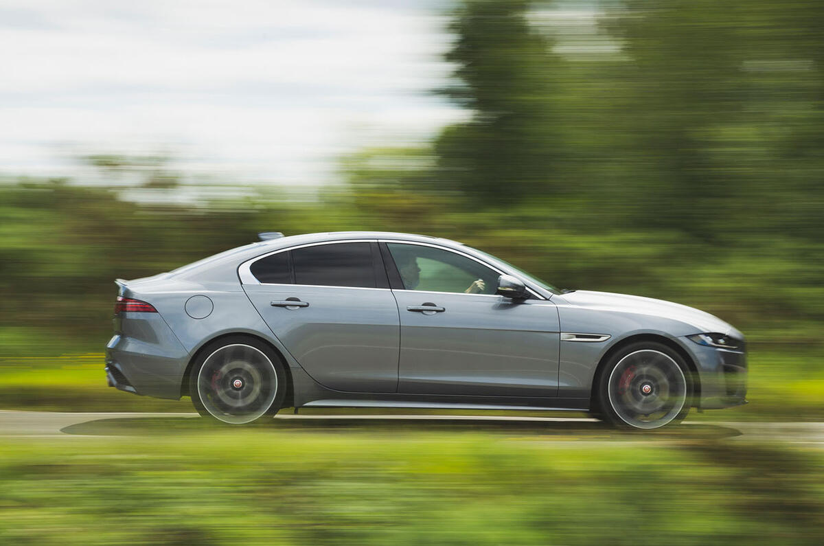 Jaguar XE 2020 facelift - side