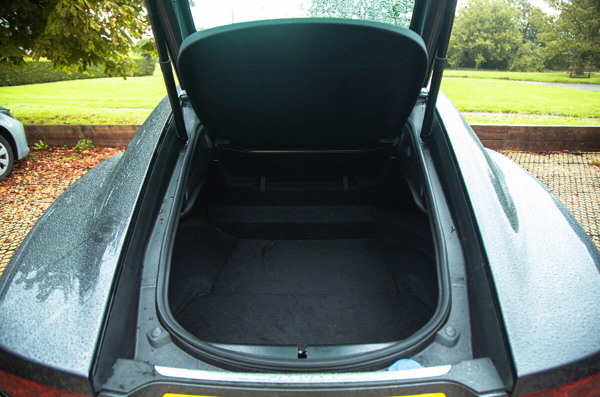 Jaguar F Type boot 2 Jaguar F Type boot 2