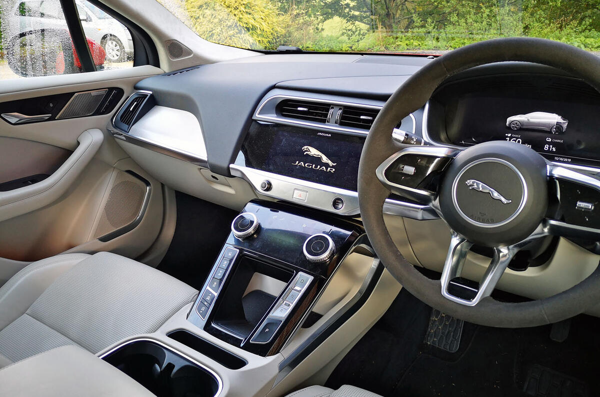 Jaguar I-Pace 2019 long-term test review - interior