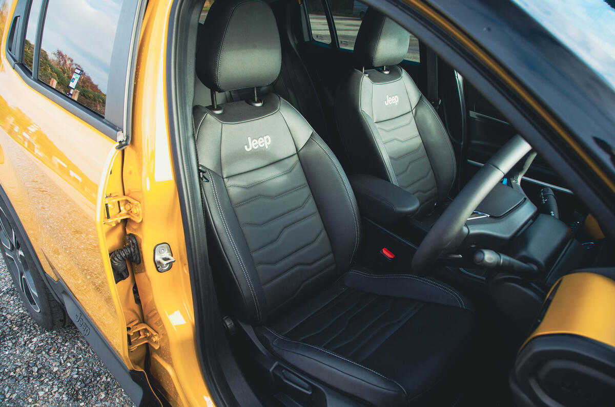 Jeep Avenger front seats Jeep Avenger front seats