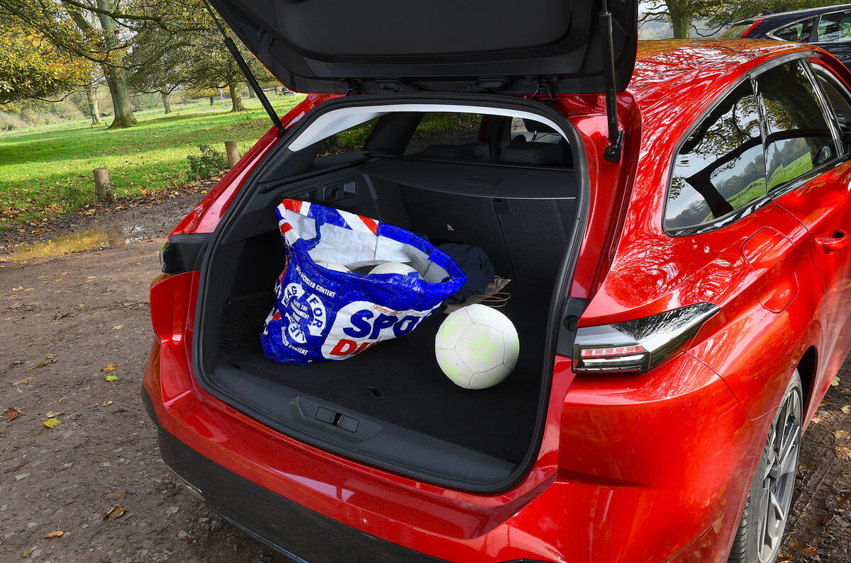 Peugeot 308 boot Peugeot 308 boot