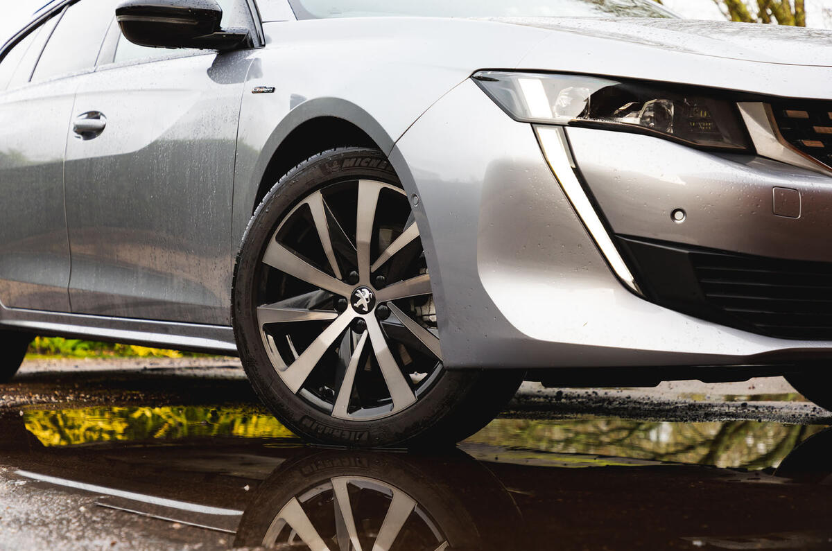 Peugeot 508 SW long-term review - front lights