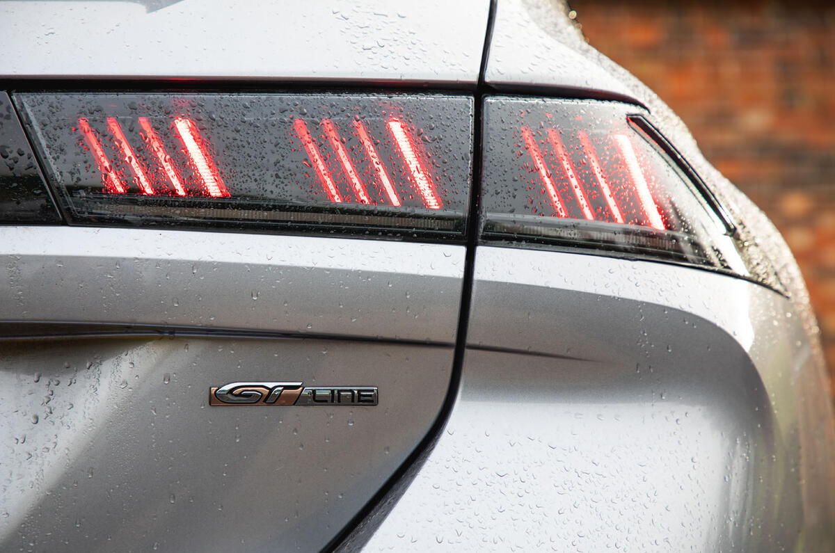 Peugeot 508 SW long-term review - rear lights