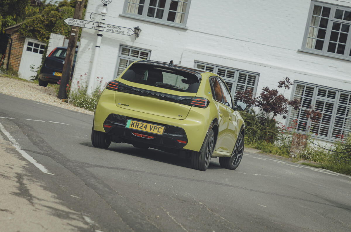 Peugeot e 208 2 Peugeot e 208 2