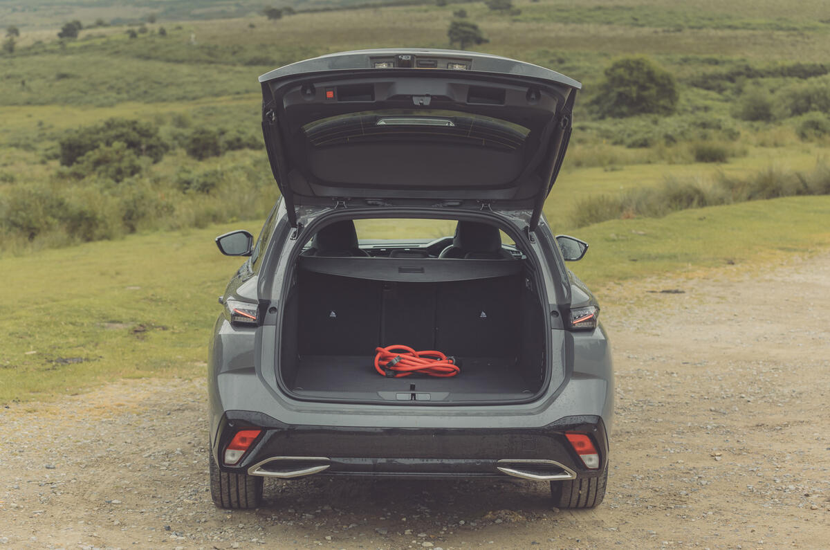 Peugeot e 308 long termer  boot open