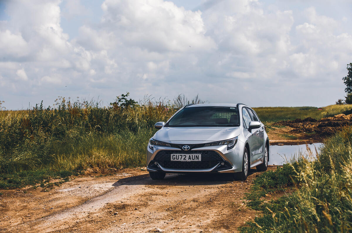 Toyota Corolla Commercial offroad 2 Toyota Corolla Commercial offroad 2