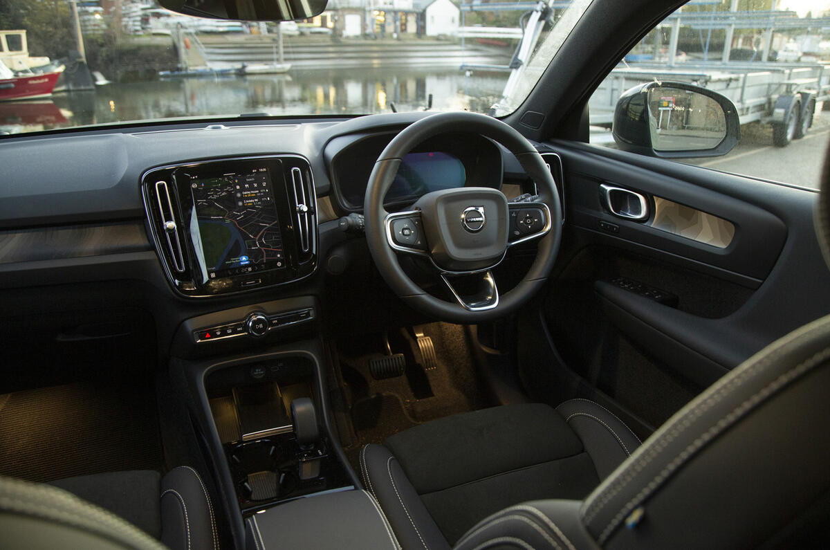 Volvo XC40 Recharge front interior Volvo XC40 Recharge front interior