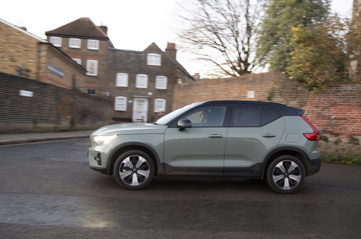 Volvo XC40 Recharge left side 2 Volvo XC40 Recharge left side 2
