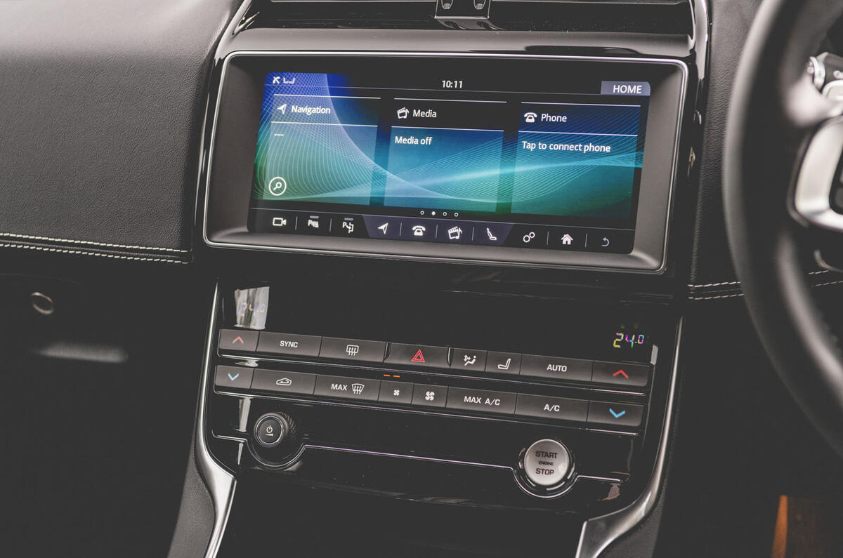 Jaguar XE 2019 long-term review - infotainment
