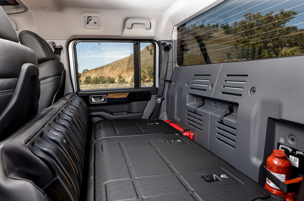 Ineos Quartermaster review 2026 008