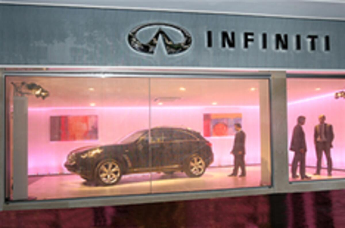 Infiniti UK launch on course