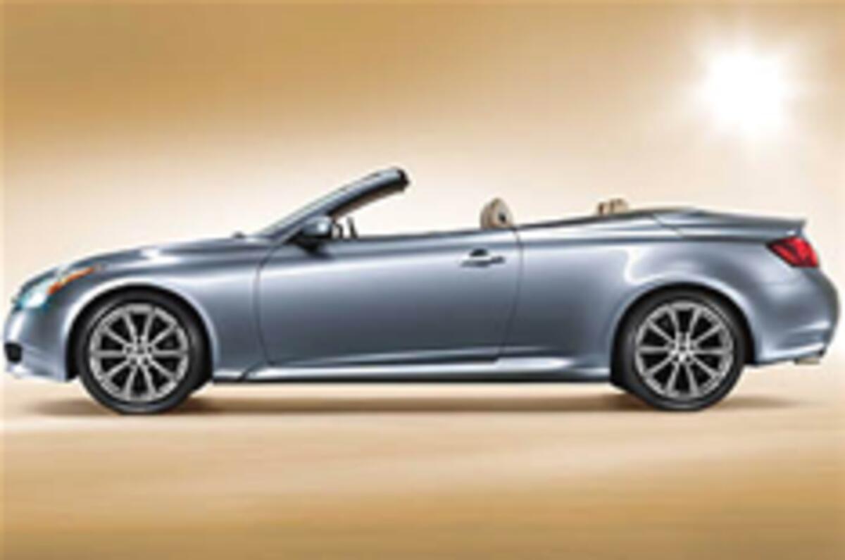 First view: Infiniti G37 cab