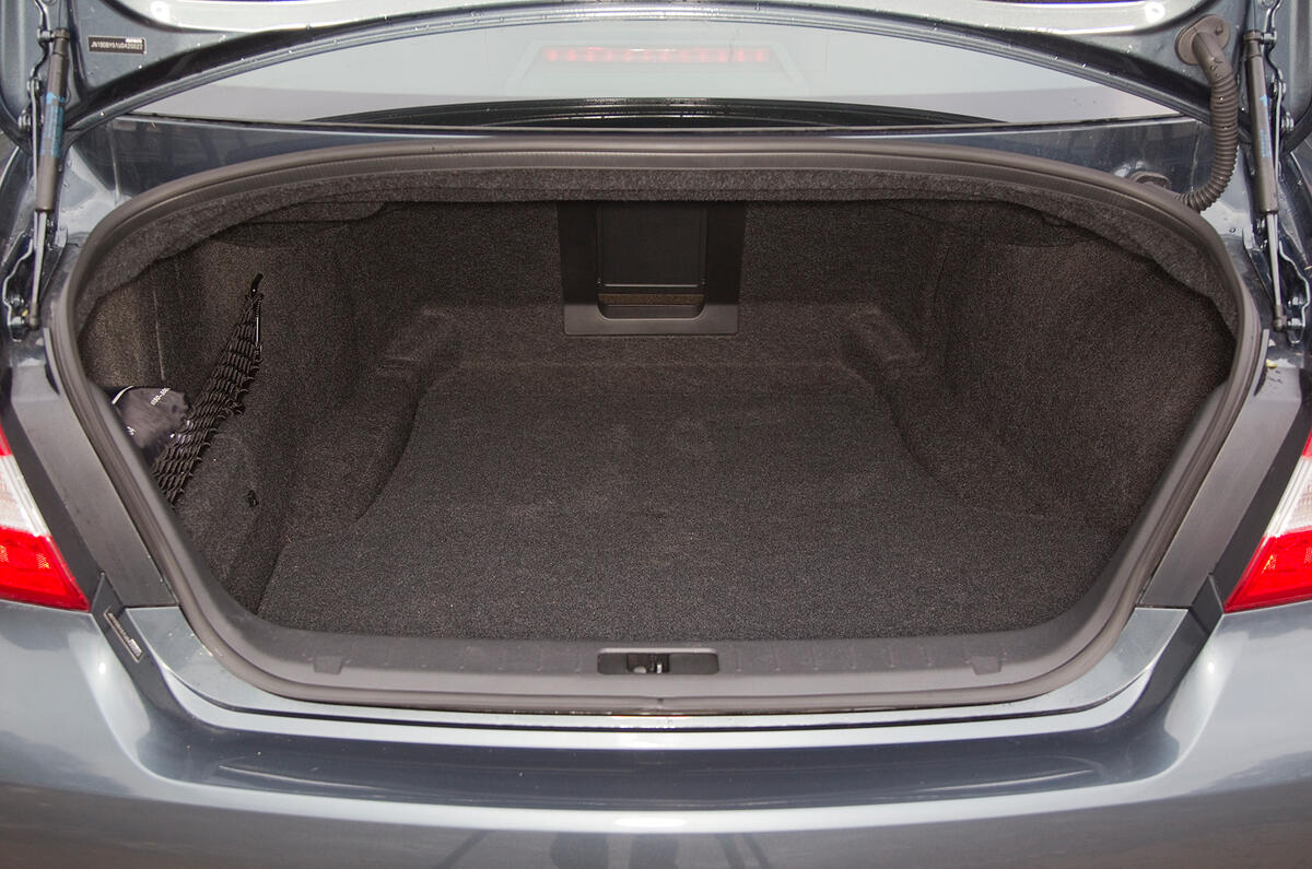 Infiniti Car Dealer >> Infiniti M 2010-2013 Review (2017) | Autocar Infiniti Car Dealer >> Infiniti M 2010-2013 Review (2017) | Autocar