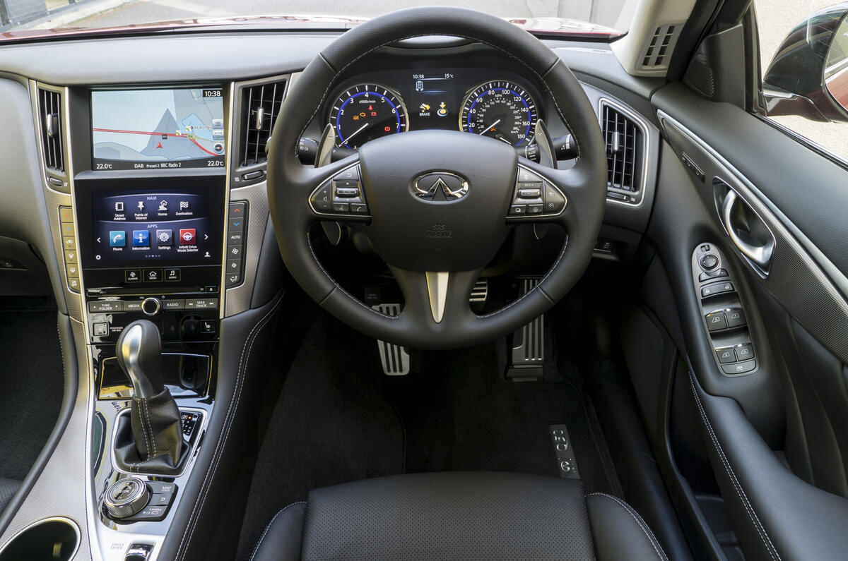 Infiniti Q50 dashboard