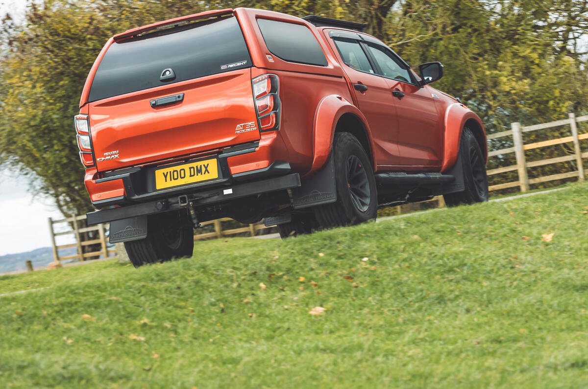 Isuzu D MAX AT35 Arctic Trucks=review 2025 003