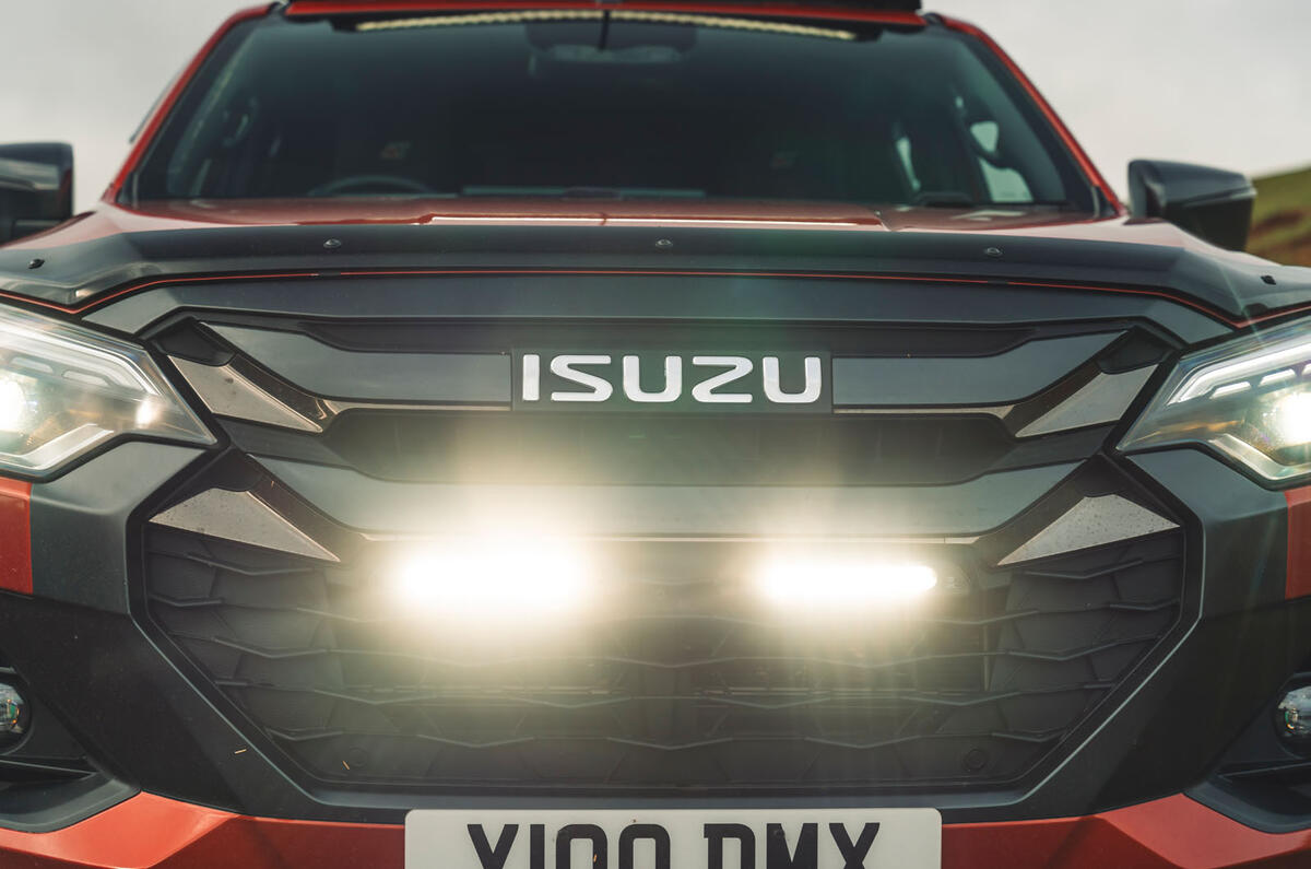 Isuzu D MAX AT35 Arctic Trucks=review 2025 004